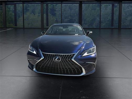 2025 Lexus ES 300h Base
