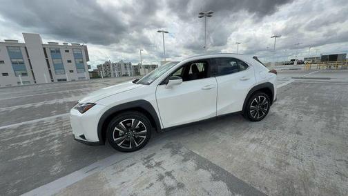 2023 Lexus UX 250h Base
