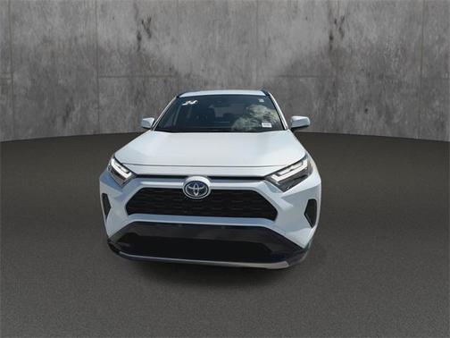 2024 Toyota RAV4 Hybrid SE