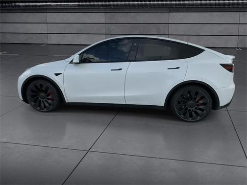 2023 Tesla Model Y Performance Dual Motor All-Wheel Drive