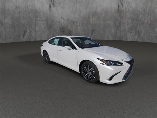 2025 Lexus ES 300h Base