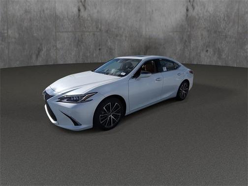 2025 Lexus ES 300h Base