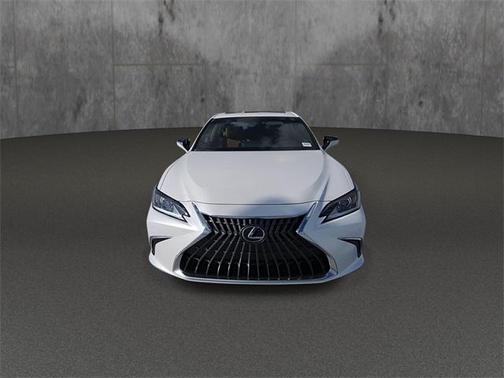 2025 Lexus ES 300h Base