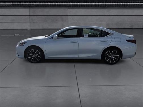 2025 Lexus ES 300h Base
