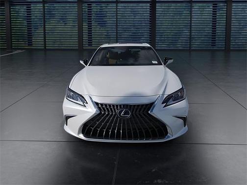 2025 Lexus ES 300h Base