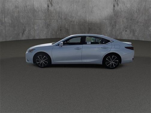 2025 Lexus ES 300h Base