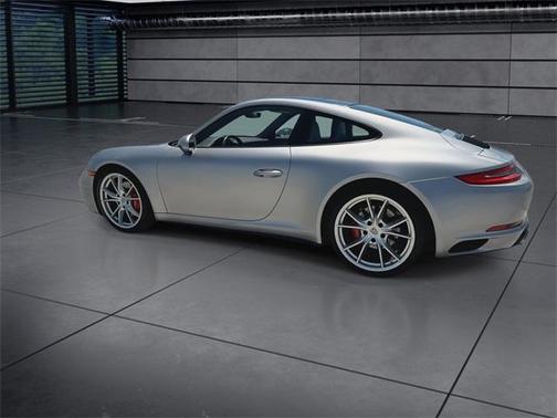 2017 Porsche 911 Carrera 4S