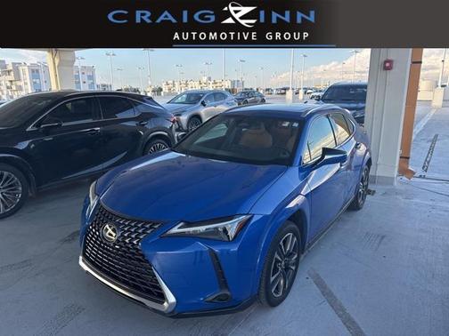 2025 Lexus UX 300h Premium
