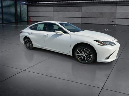 2025 Lexus ES 350 Base