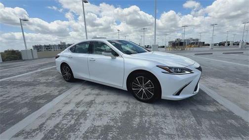 2024 Lexus ES 350 Premium