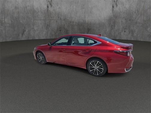 2024 Lexus ES 300h Premium