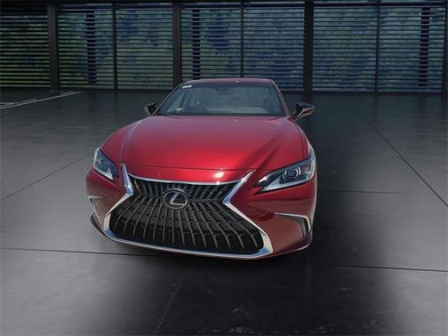 2024 Lexus ES 300h Premium