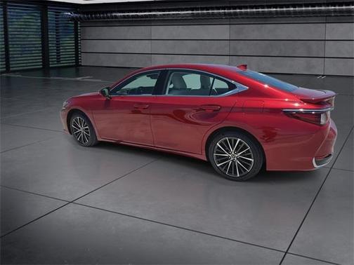 2024 Lexus ES 300h Premium
