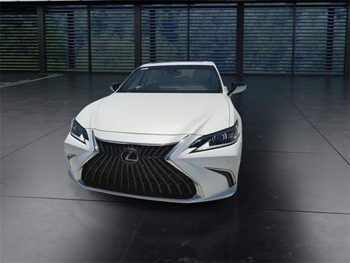 2024 Lexus ES 300h Premium