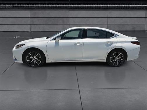 2024 Lexus ES 300h Premium