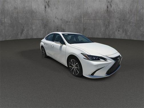 2024 Lexus ES 300h Premium
