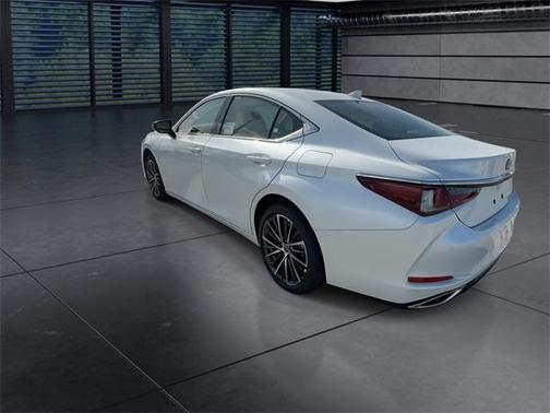 2025 Lexus ES 350 Base
