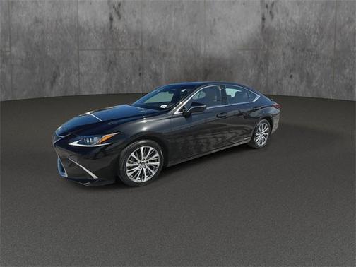 2019 Lexus ES 300h Base