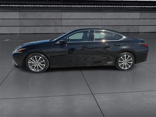 2019 Lexus ES 300h Base