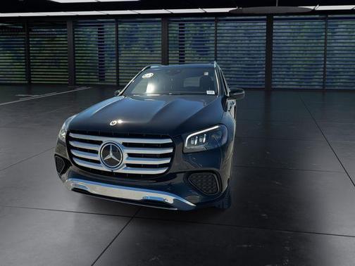 Obsidian Black Metallic 2025 Mercedes-Benz GLS 450 4MATIC