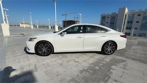2022 Lexus ES 350 Base