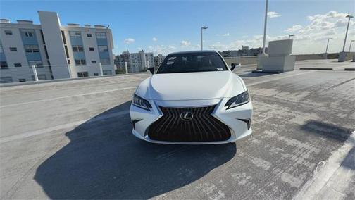 2022 Lexus ES 350 Base