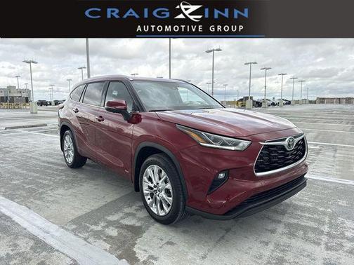 Ruby Flare Pearl 2026 Toyota Highlander Hybrid Limited