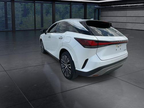 Eminent White Pearl 2023 Lexus RX 350 Premium Plus