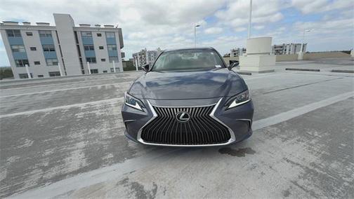 2019 Lexus ES 350 F Sport