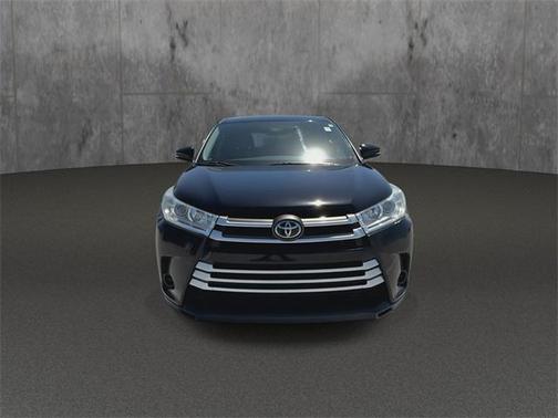 2019 Toyota Highlander LE I4