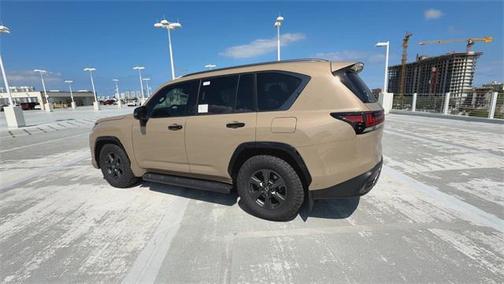 2025 Lexus LX 700h Overtrail