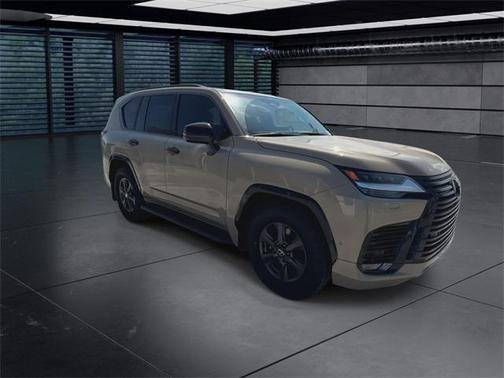 2025 Lexus LX 700h Overtrail