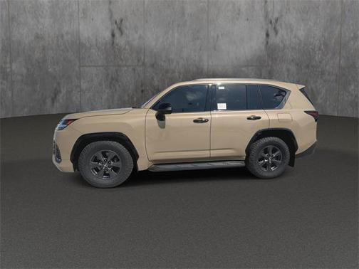 2025 Lexus LX 700h Overtrail
