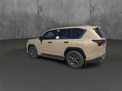 2025 Lexus LX 700h Overtrail