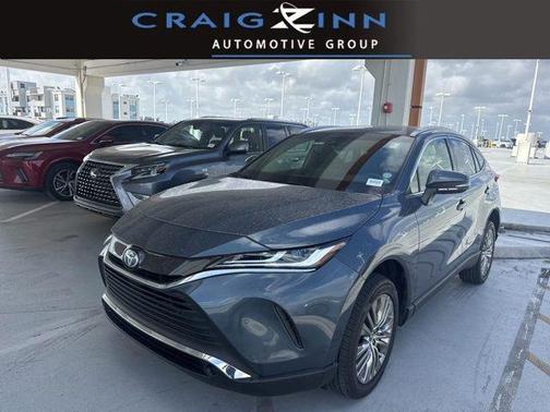 2022 Toyota Venza XLE