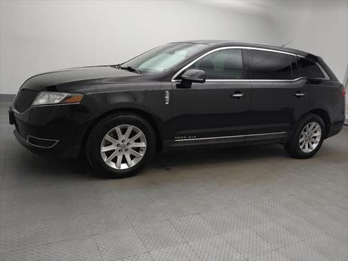 2014 Lincoln MKT Livery