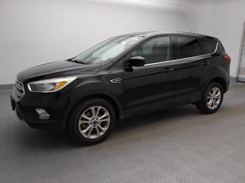 Agate Black Metallic 2019 Ford Escape SE