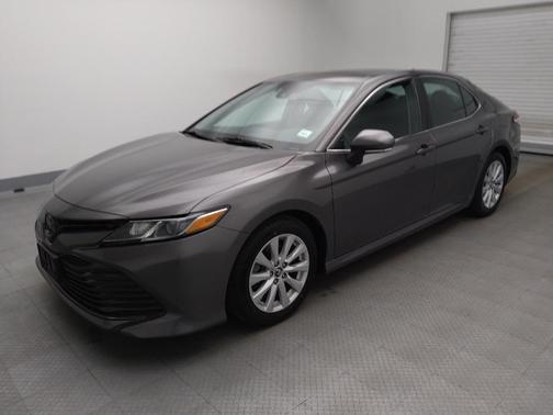 Predawn Gray Mica 2019 Toyota Camry LE