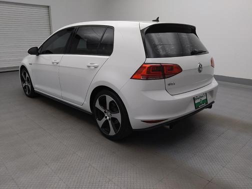 2016 Volkswagen Golf GTI 2.0T SE 4-Door
