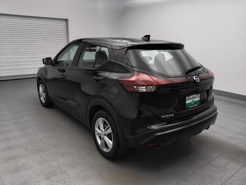 2021 Nissan Kicks S
