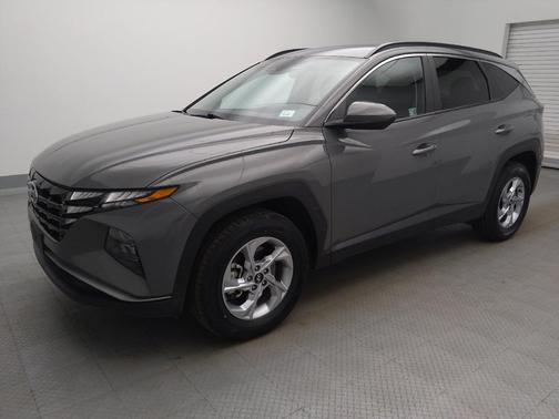 Gray 2024 Hyundai TUCSON SEL