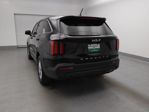 2022 Kia Sorento LX