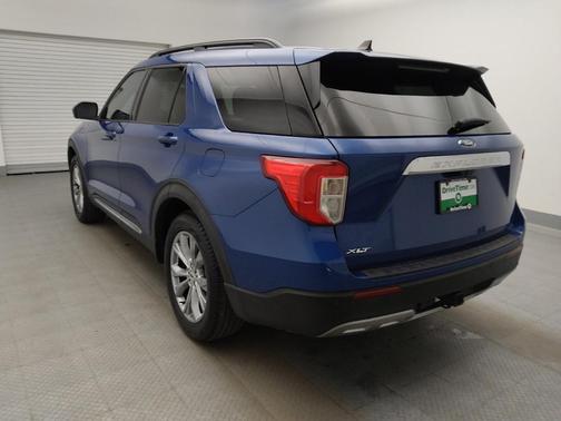 Atlas Blue Metallic 2021 Ford Explorer XLT