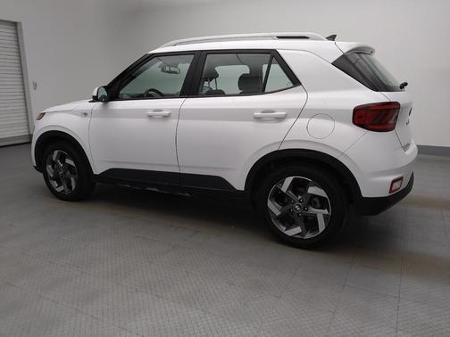 2022 Hyundai VENUE SEL