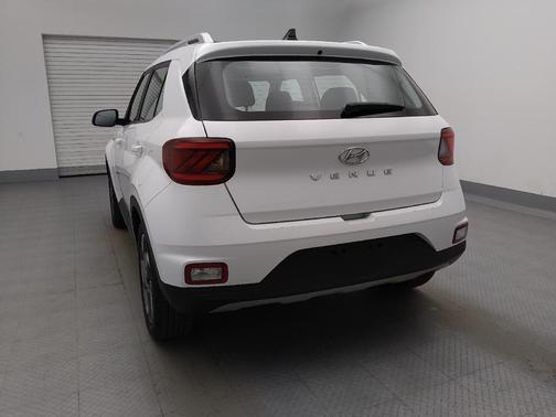2022 Hyundai VENUE SEL