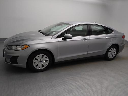 2020 Ford Fusion S