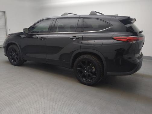 2022 Toyota Highlander L