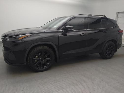 2022 Toyota Highlander L