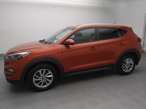 2016 Hyundai TUCSON SE