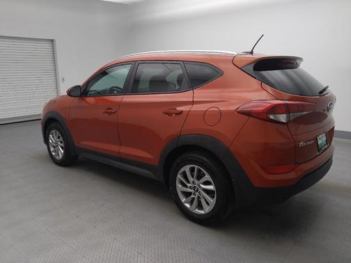 2016 Hyundai TUCSON SE